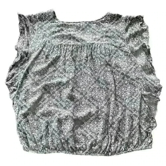 American Eagle Cropped Floral Damask Flutter Sleeve Blouse Top Size Large Blue - Picture 2 of 8